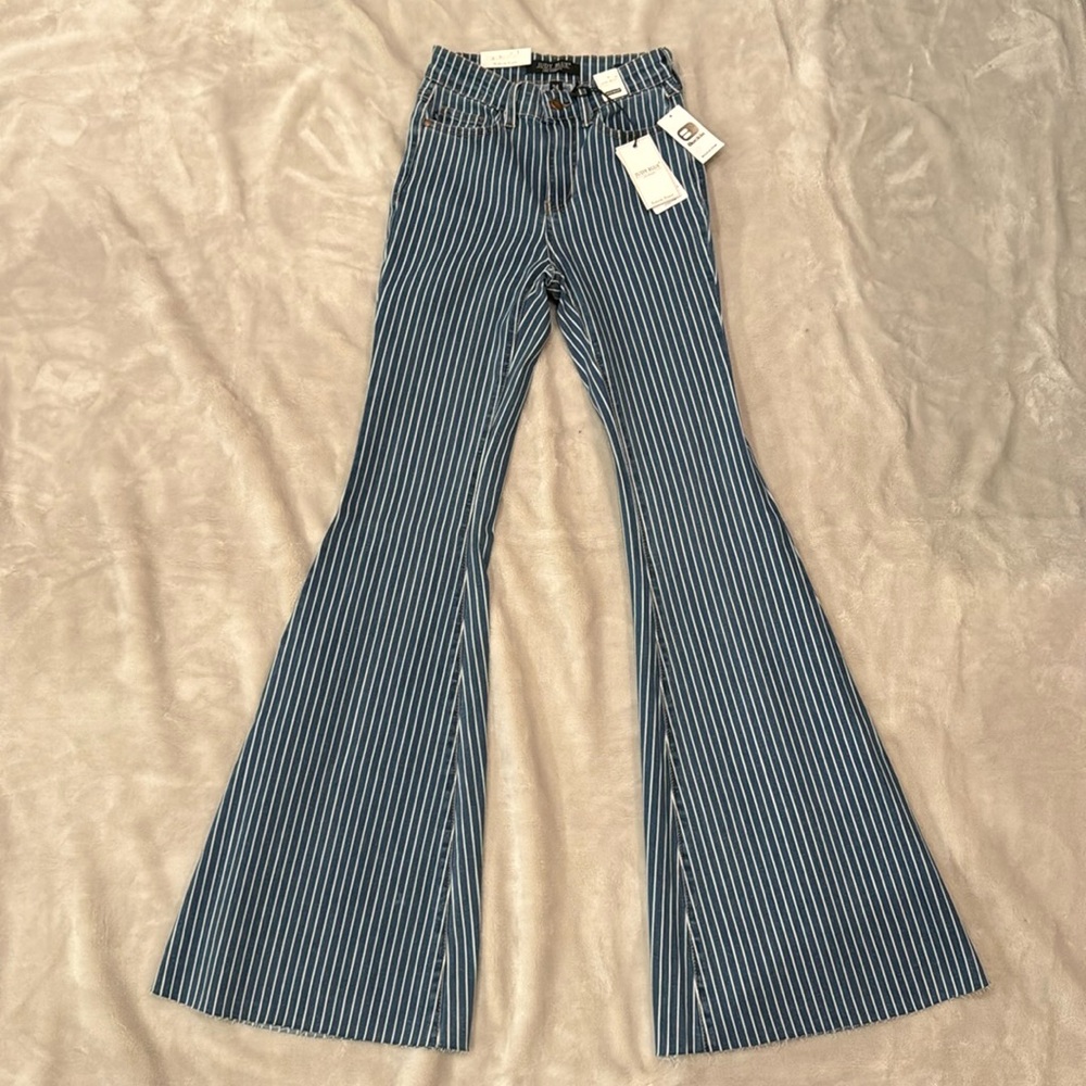 Judy Blue Striped Flare Jeans - size 24
